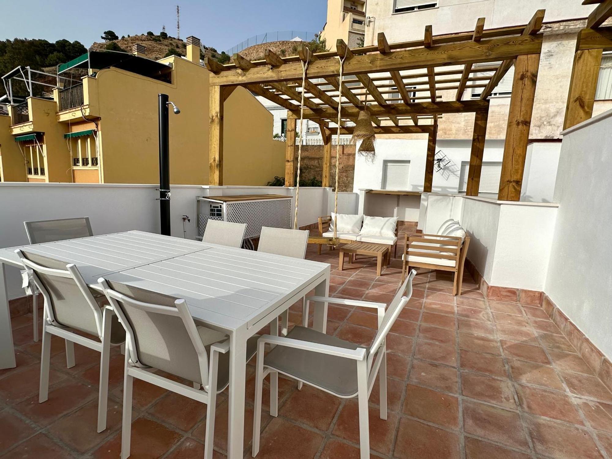 Atico Con Solarium Y Bbq Cerca Del Centro 6 Pax Málaga Exterior foto
